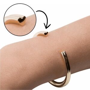 ($4) Stella Valle Do What You Love Love What You Do Gold Tone Heart Bracelet